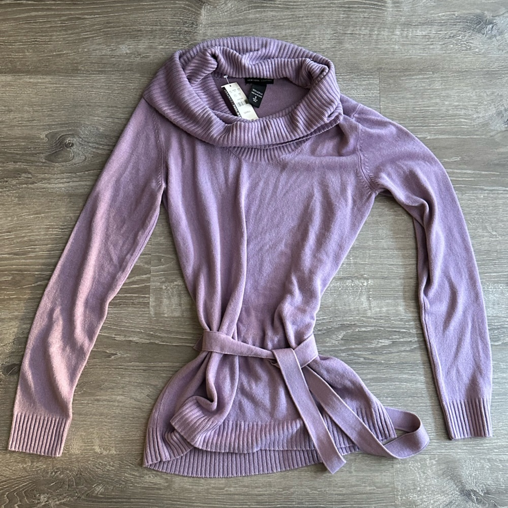 NWT Lilac turtleneck sweater